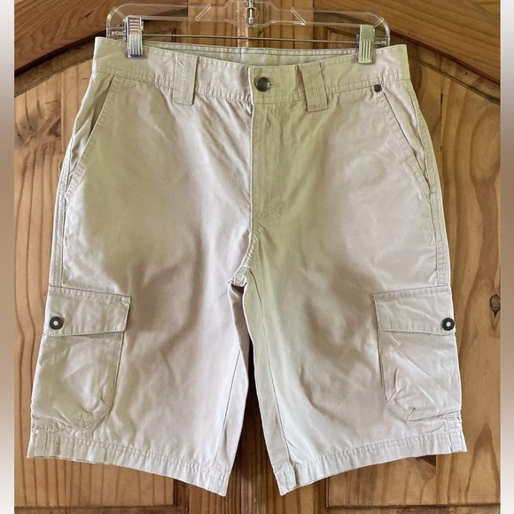 Men’s Columbia Omni-Shade tan khaki flat front cargo Bermuda shorts size 30 - Picture 1 of 6